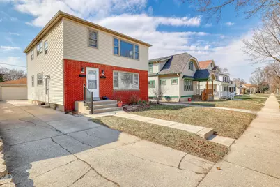 2125 S 97th St, West Allis, WI 53227 - Photo 3