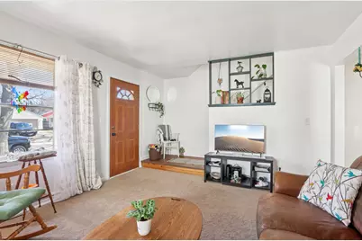 1308  West End Rd, Waukesha, WI 53188 - Photo 11