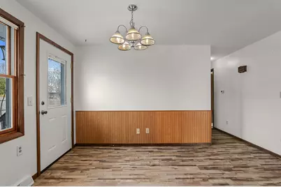 1736  Knoll Crest Dr, Sheboygan, WI 53081 - Photo 13