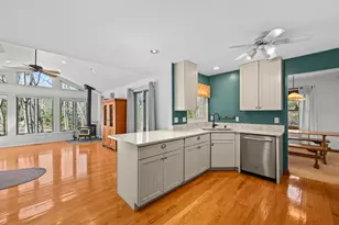 W331S4025 Connemara Dr, Genesee, WI 53118 - Photo 7