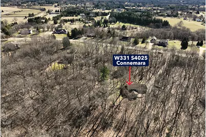 W331S4025  Connemara Dr, Genesee, WI 53118 - Photo 39