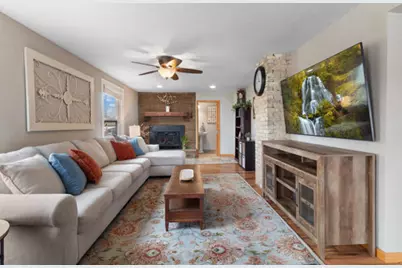 109  Aztalan St, Johnson Creek, WI 53038 - Photo 5