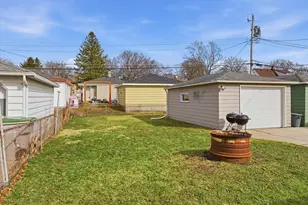 3134 S 98th St, Milwaukee, WI 53227 - Photo 3