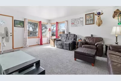 3134 S 98th St, Milwaukee, WI 53227 - Photo 5