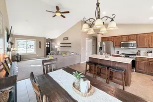 4717 S 15th St, Sheboygan, WI 53081 - Photo 5