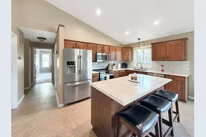 4717 S 15th St, Sheboygan, WI 53081 - Photo 7