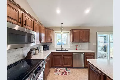 4717 S 15th St, Sheboygan, WI 53081 - Photo 9
