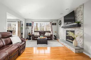 N78W22933 N Coldwater Cir, Sussex, WI 53089 - Photo 7