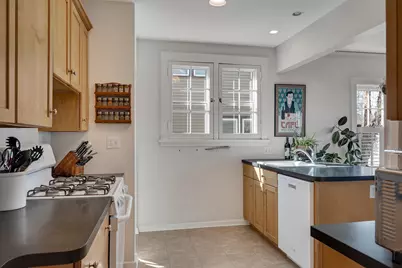 332  22nd St, La Crosse, WI 54601 - Photo 11