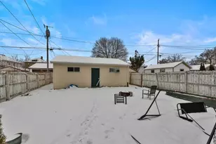 1345 Annie Ct, Sheboygan, WI 53083 - Photo 19