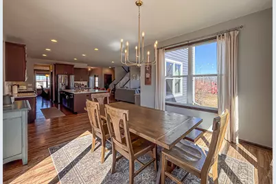 W275N358  Arrowhead Trl, Pewaukee, WI 53188 - Photo 17