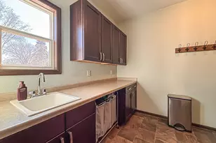 W275N358 Arrowhead Trail, Pewaukee, WI 53188 - Photo 23