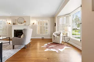 4855 N Ardmore Ave, Whitefish Bay, WI 53217 - Photo 5