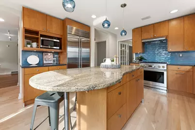 4855 N Ardmore Ave, Whitefish Bay, WI 53217 - Photo 17