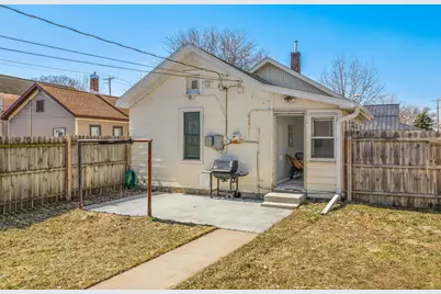 1303  6th St, La Crosse, WI 54601 - Photo 23