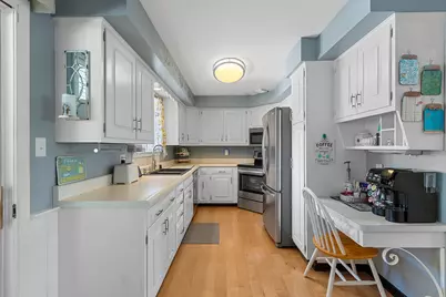 2224  Markham St, Manitowoc, WI 54220 - Photo 25