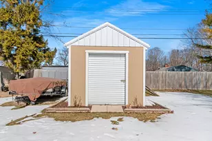 2224 Markham St, Manitowoc, WI 54220 - Photo 41