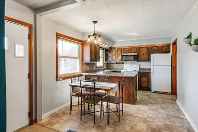 314 E Linton St, Viroqua, WI 54665 - Photo 3