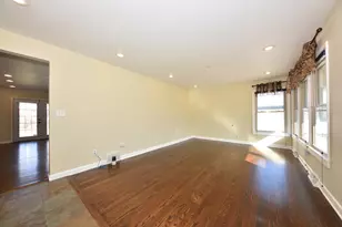 5669 S 24th St, Milwaukee, WI 53221 - Photo 3