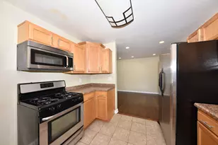 5669 S 24th St, Milwaukee, WI 53221 - Photo 11