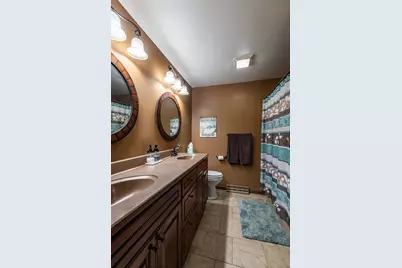 1206  Greenridge Dr, Onalaska, WI 54650 - Photo 19