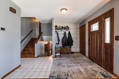 1206  Greenridge Dr, Onalaska, WI 54650 - Photo 3