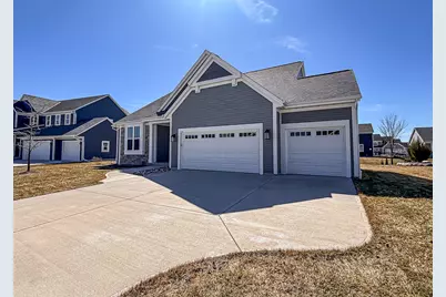 1345  Goldenrod Way, Oconomowoc, WI 53066 - Photo 3