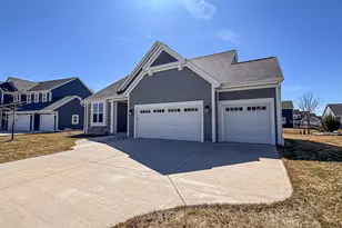 1345 Goldenrod Way, Oconomowoc, WI 53066 - Photo 3