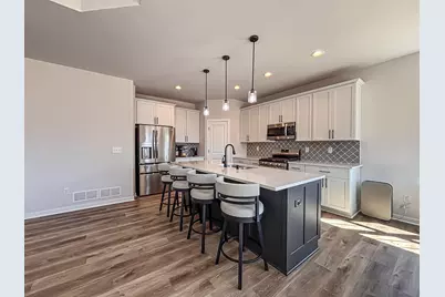 1345  Goldenrod Way, Oconomowoc, WI 53066 - Photo 11