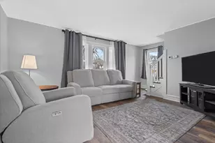 1201 15th Ave, South Milwaukee, WI 53172 - Photo 9