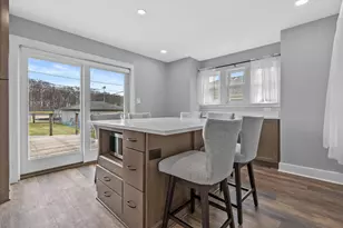 1201 15th Ave, South Milwaukee, WI 53172 - Photo 7