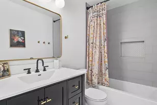 1660 N Prospect Ave, Milwaukee, WI 53202 - Photo 15