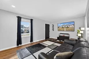 2603 Coolidge Ave, Racine, WI 53403 - Photo 3