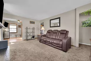 5320 52nd Ave, Kenosha, WI 53144 - Photo 3