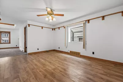 2053 S 25th St, Milwaukee, WI 53204 - Photo 9