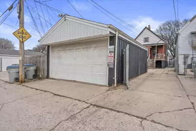 2053 S 25th St, Milwaukee, WI 53204 - Photo 37