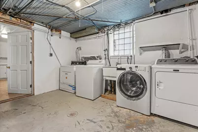 2053 S 25th St, Milwaukee, WI 53204 - Photo 25