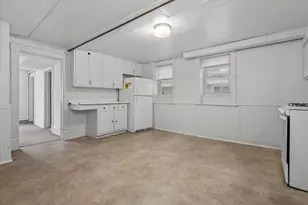 2053 S 25th St, Milwaukee, WI 53204 - Photo 27