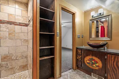 2053 S 25th St, Milwaukee, WI 53204 - Photo 21