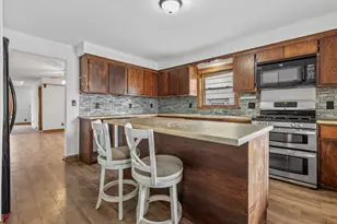 2053 S 25th St, Milwaukee, WI 53204 - Photo 15