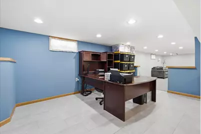 4216 S 89th St, Greenfield, WI 53228 - Photo 21