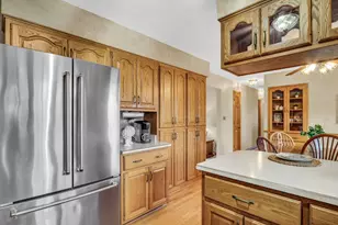 N17W27387 Lakefield Dr, Pewaukee, WI 53072 - Photo 15