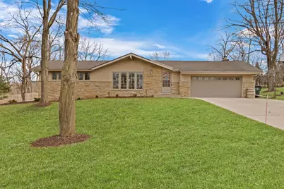 N17W27387  Lakefield Dr, Pewaukee, WI 53072 - Photo 1