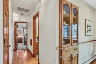 N17W27387 Lakefield Dr, Pewaukee, WI 53072 - Photo 19