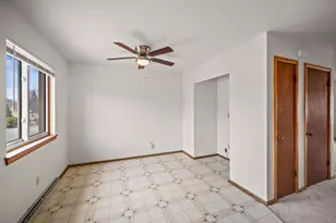 9806 W Morgan Ave, Milwaukee, WI 53228 - Photo 9