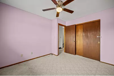 9806 W Morgan Ave, Milwaukee, WI 53228 - Photo 19