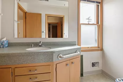 5222  Mead Rd, Greendale, WI 53129 - Photo 17