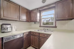 9402 W Cleveland Ave, West Allis, WI 53227 - Photo 7