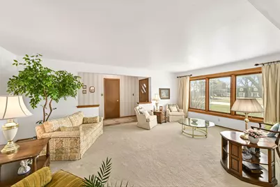 18220  Colline Vue Blvd, Brookfield, WI 53045 - Photo 11