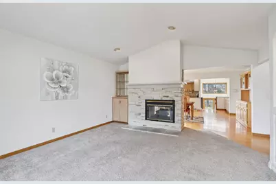 620 E Ogden St, Jefferson, WI 53549 - Photo 7